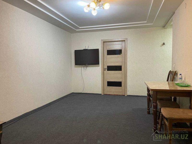 Tashkent/Tashkent/Chilanzar/Mukumiy  Rent apartment  1